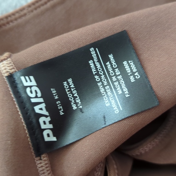 Praise Endurance Top - Picture 5 of 5